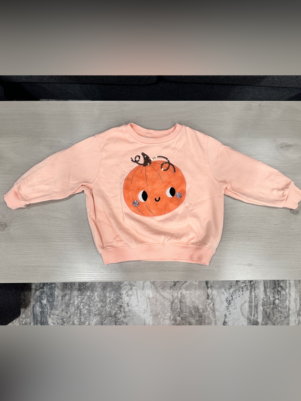 H&M Peach Sweatshirt with Cute Pumpkin Graphic